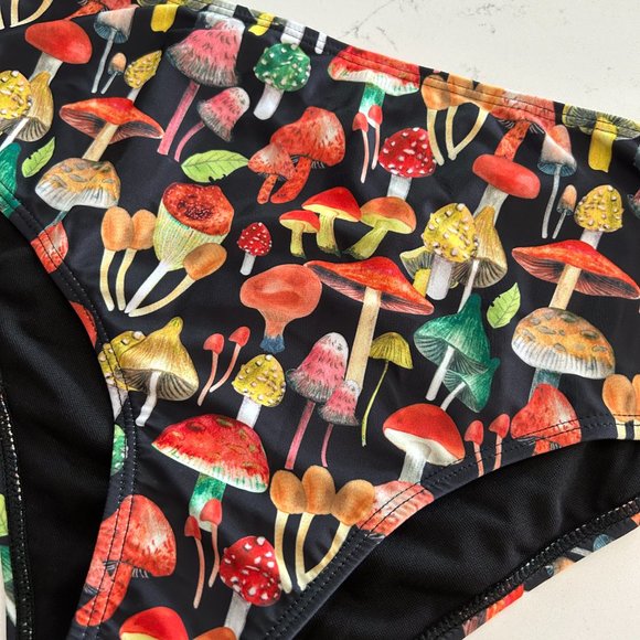Mushrooms Bikini Bottom S-L see measurements NWOT - Picture 2 of 7